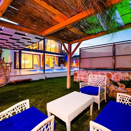 Ulugol 2 Bedroom 8996 Villa Kalkan